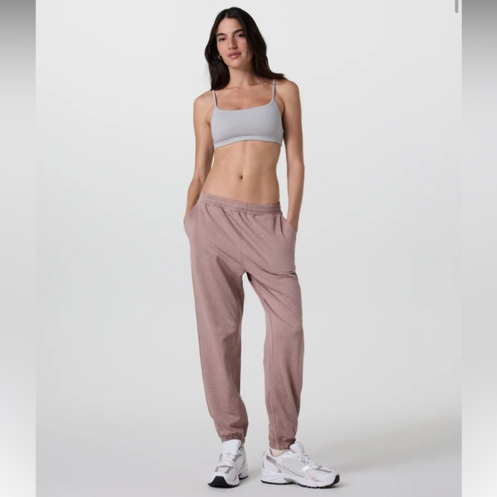 Vuori Boyfriend Sweatpants Joggers Pink Medium